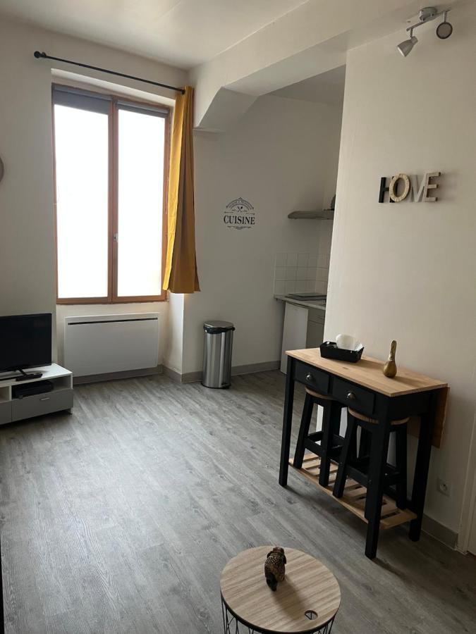 Chablis : Studio En Plein Centre Ville מראה חיצוני תמונה